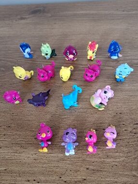 Hatchimal Lot CollEGGtibles Various Seasons  Set Of 18 Toy Animal Collectibles